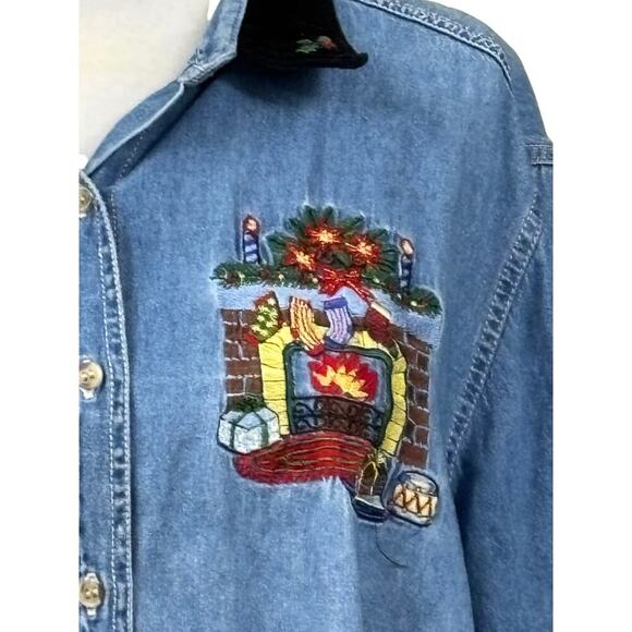 Bobbie Brooks vintage denim embroidered Christmas top, nostalgic, cozy, festive - Picture 2 of 7